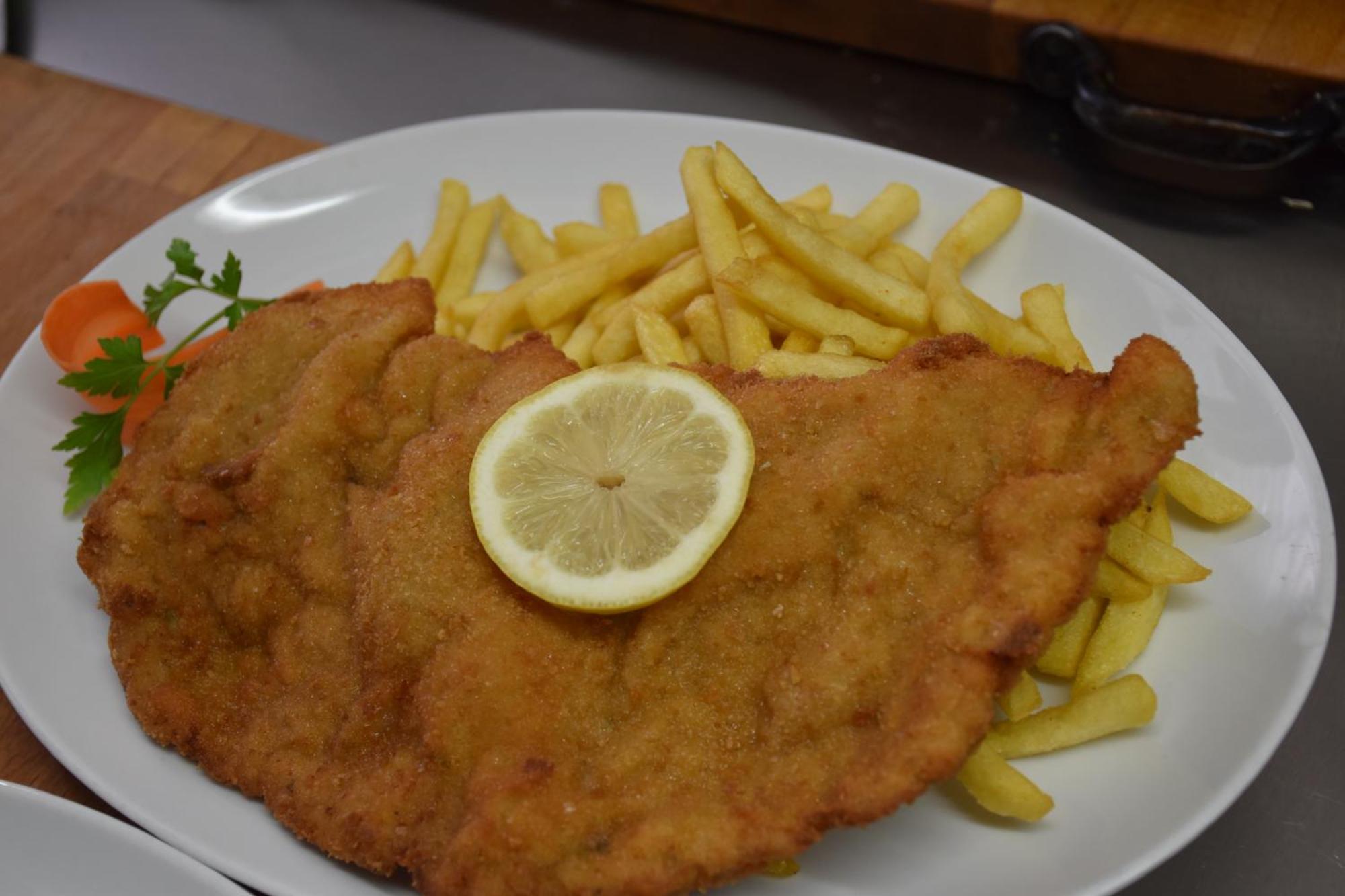 Gasthaus Und Pension Halli-Galli Passau Luaran gambar